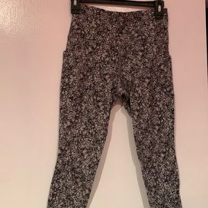 Athleta salutation tight